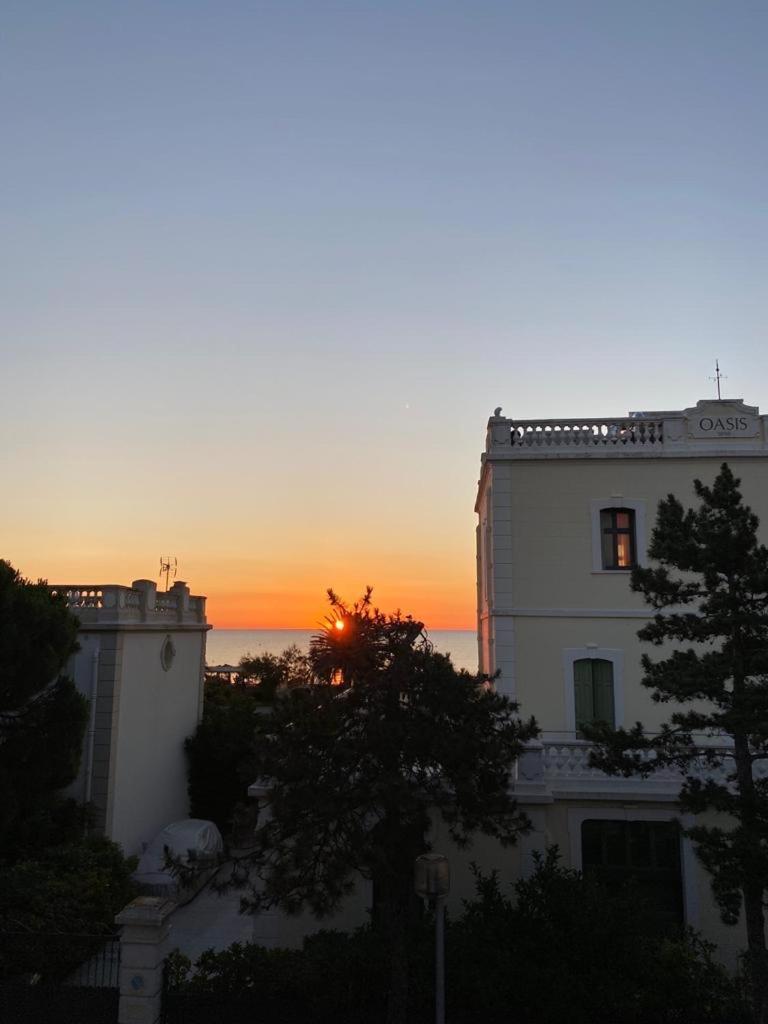 Un Petit Nid Les Pieds Dans L'Eau Apartment Argeles-sur-Mer Luaran gambar