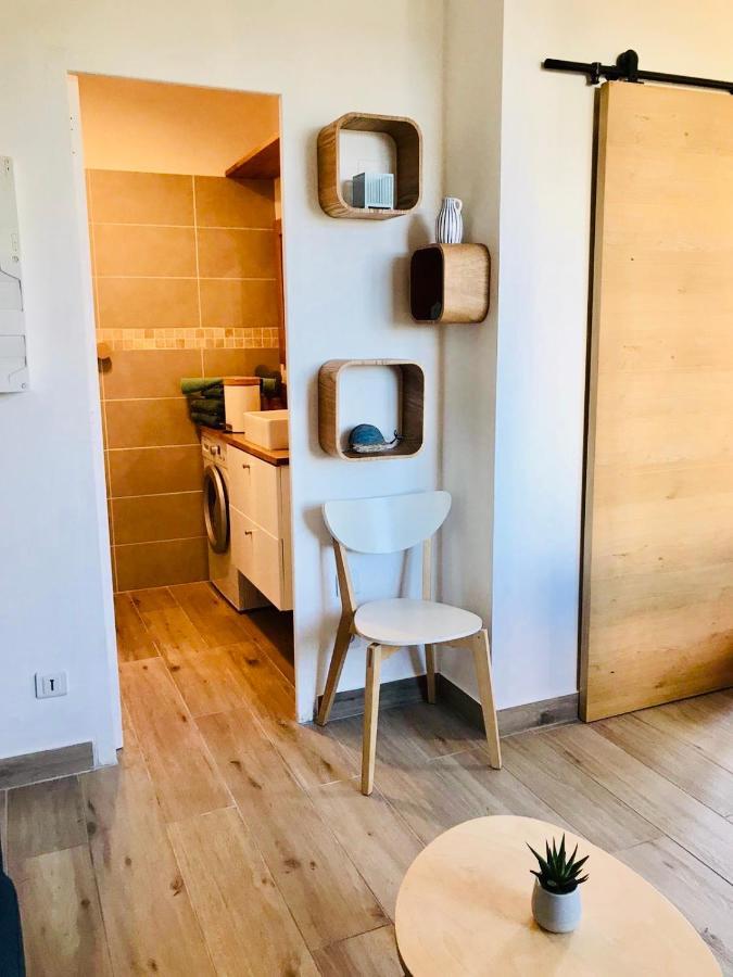 Un Petit Nid Les Pieds Dans L'Eau Apartment Argeles-sur-Mer Luaran gambar